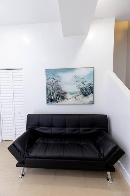 Comfortable 4Br Townhome At Calle 8 Miami Extérieur photo