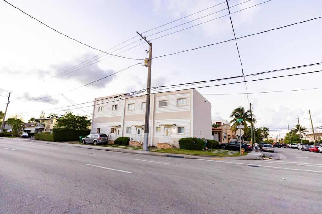 Comfortable 4Br Townhome At Calle 8 Miami Extérieur photo