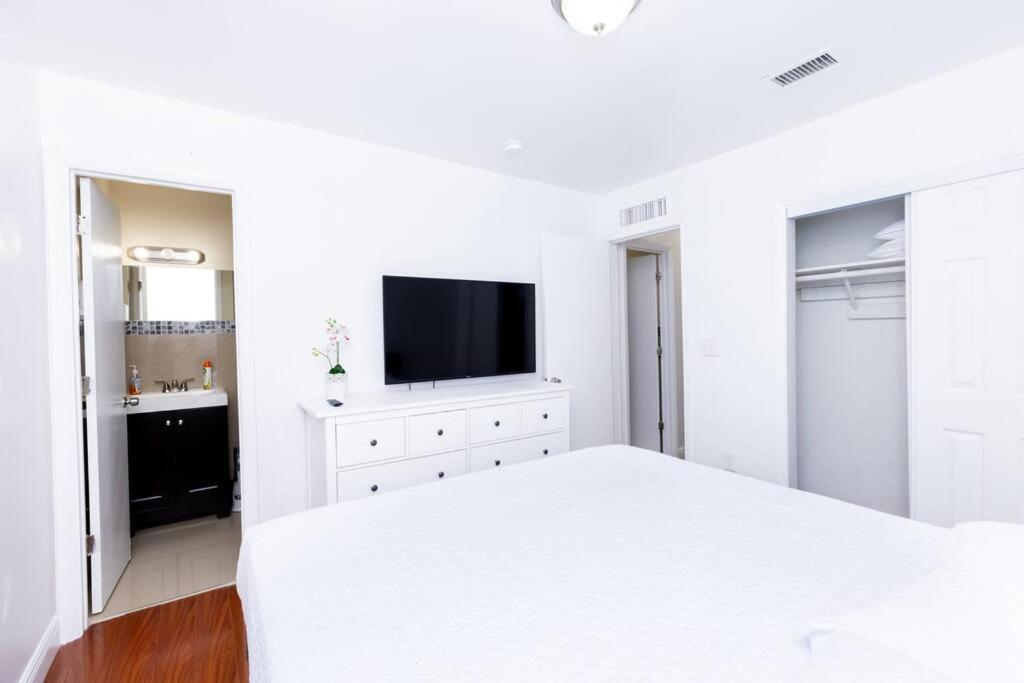 Comfortable 4Br Townhome At Calle 8 Miami Extérieur photo